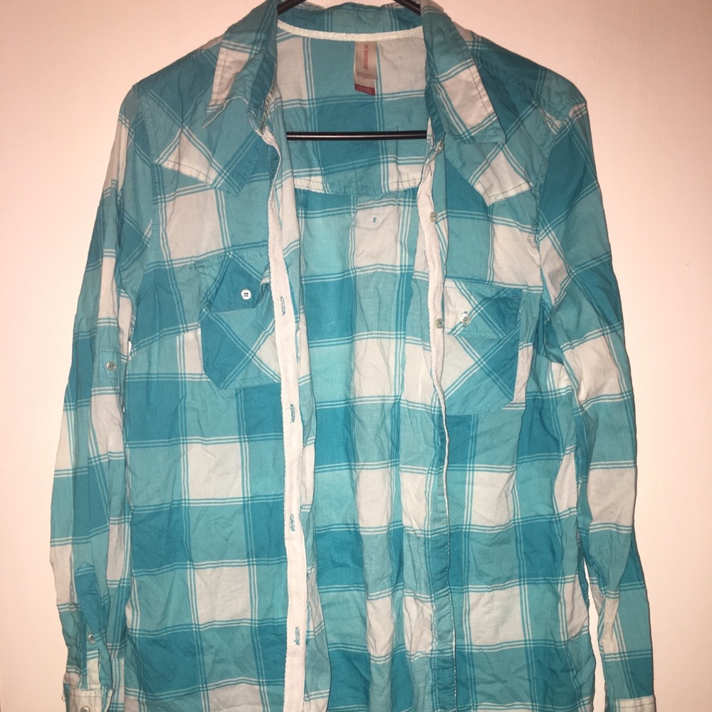 Blue and white checkered